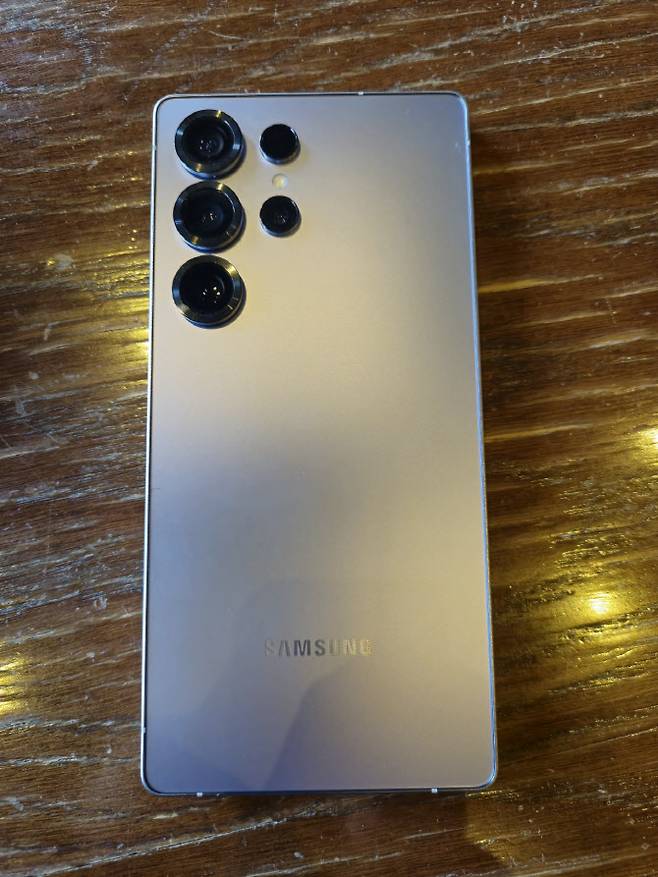 갤럭시 S25 울트라(사진=임유경 기자)