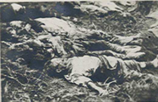 거창양민학살사건. (출처: South Korean Government(1951), Public domain, via Wikimedia Commons)