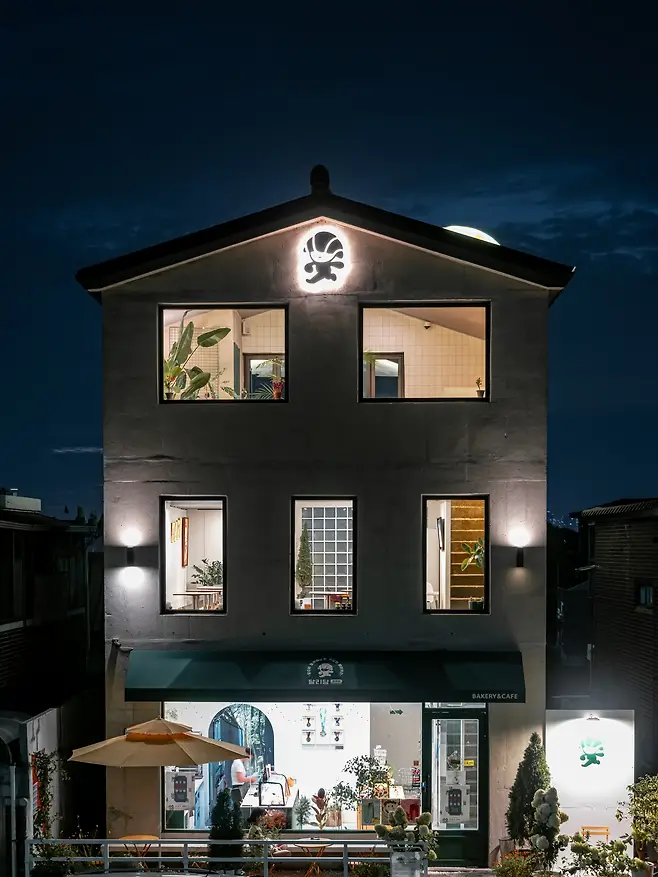 1de58276b2866bff20a8d3b706f11a39979a487f42093e1dee70