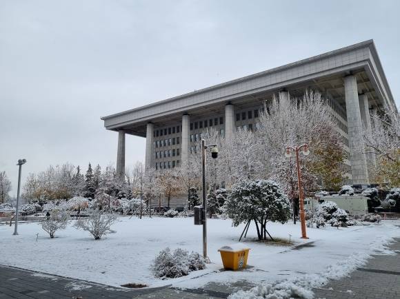 국회의사당 전경. 서울신문 DB