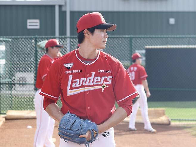 ▲ 가파른 성장세를 이어 가며 SSG 5선발 경쟁에 뛰어 든 정동윤 ⓒSSG랜더스