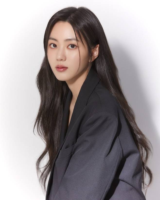 배우 권은빈 큐브 엔터테인먼트