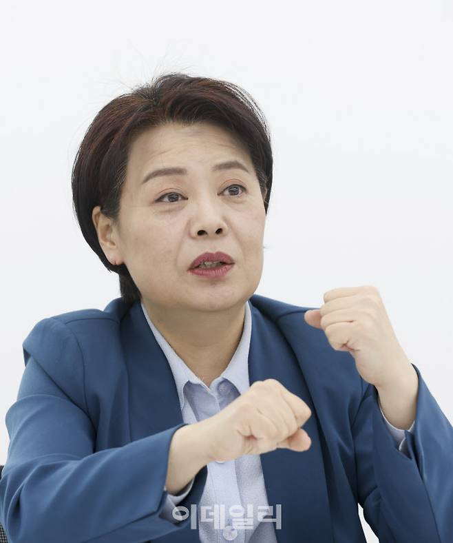 [이데일리 이영훈 기자] 윤희숙 국민의힘 경제활력민생특위 위원장 겸 여의도연구원장