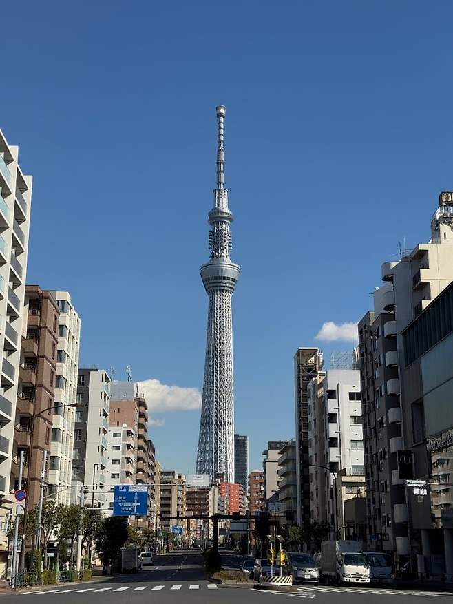 09ec8571c18719f023eff3ec449c706c996ed88eb6a7be1366c028f6583714f7bfce9f0e6f17baeff9b1ebba898d73f6870940b5e3