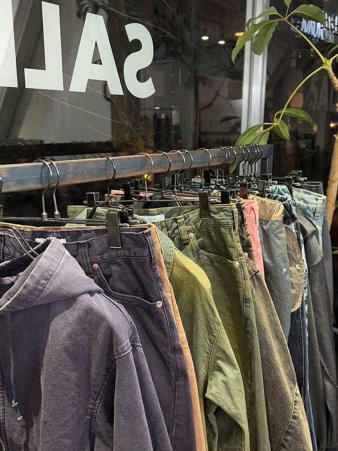 7aeb8176c7f76efe23ef85e2469c701b1080ffc3b897c231b5d5f6128d75902ce75bc06faab4bccdf1274ac69af5d30e580d3d01ec