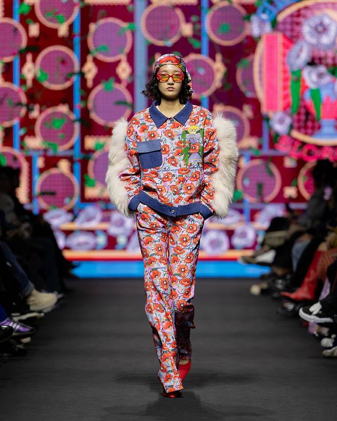 Model wears outfits from Greedilous' collection at 2025 fall-winter Seoul Fashion Week at Dongdaemun Design Plaza in Seoul on Feb. 6. (The Opening)