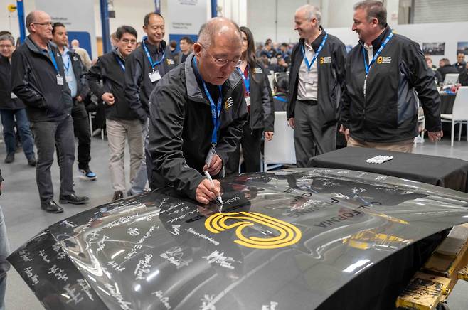 모하비 주행시험장 20주년 행사에 참석한 정의선 회장