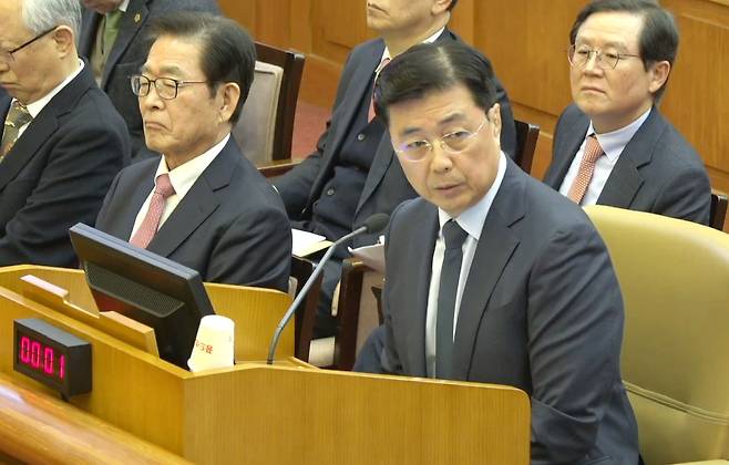 홍장원 전 국가정보원 제1차장이 4일 서울 종로구 헌법재판소에서 열린 윤석열 대통령 탄핵심판 5차 변론에 증인으로 출석해 발언하고 있다./헌법재판소