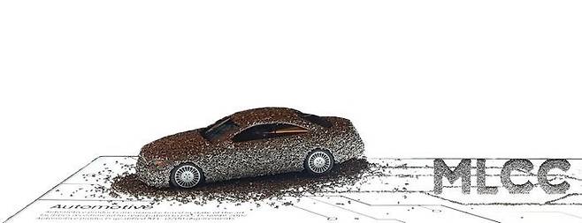 삼성전기 MLCC로 장식한 자동차 모형ⓒ삼성전기