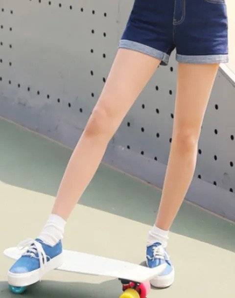 1000006318.webp.ren.jpg 여자들이 좋아하는 다리 vs 남자들이 좋아하는 다리