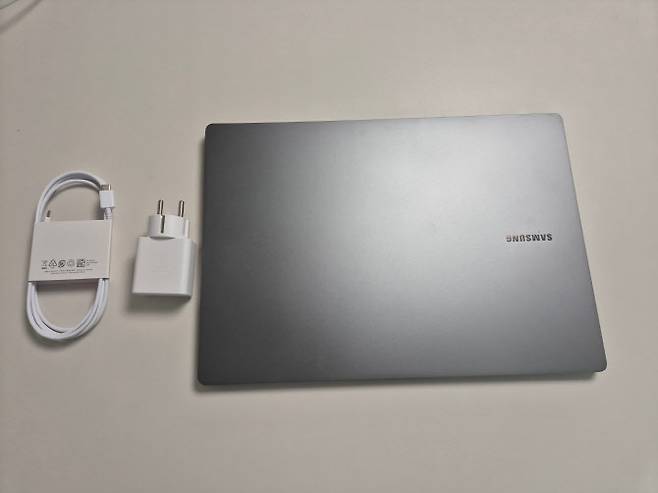 갤럭시 북 5 프로 16인치 구성품