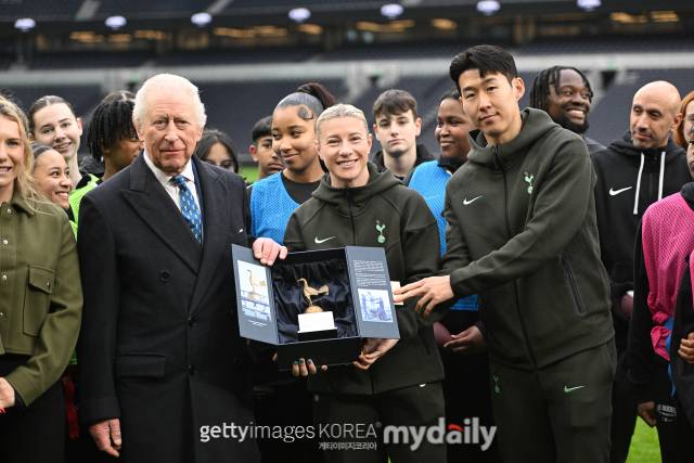 손흥민과 찰스 3세 국왕/게티이미지코리아