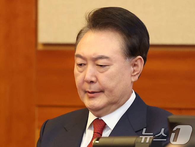 윤석열 대통령이 13일 서울 종로구 헌법재판소에서 열리는 탄핵심판 8차 변론에 출석해 있다. 2025.2.13/뉴스1 ⓒ News1 사진공동취재단