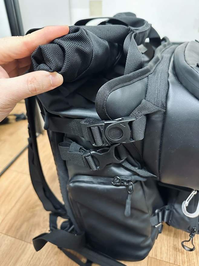 0be9f571c1826ef323e981e5429c70192131220dd4a1c8c04597e2b4fdfbbc0e2e74bc171d50e7ab805e322297c958844c19ab9edd