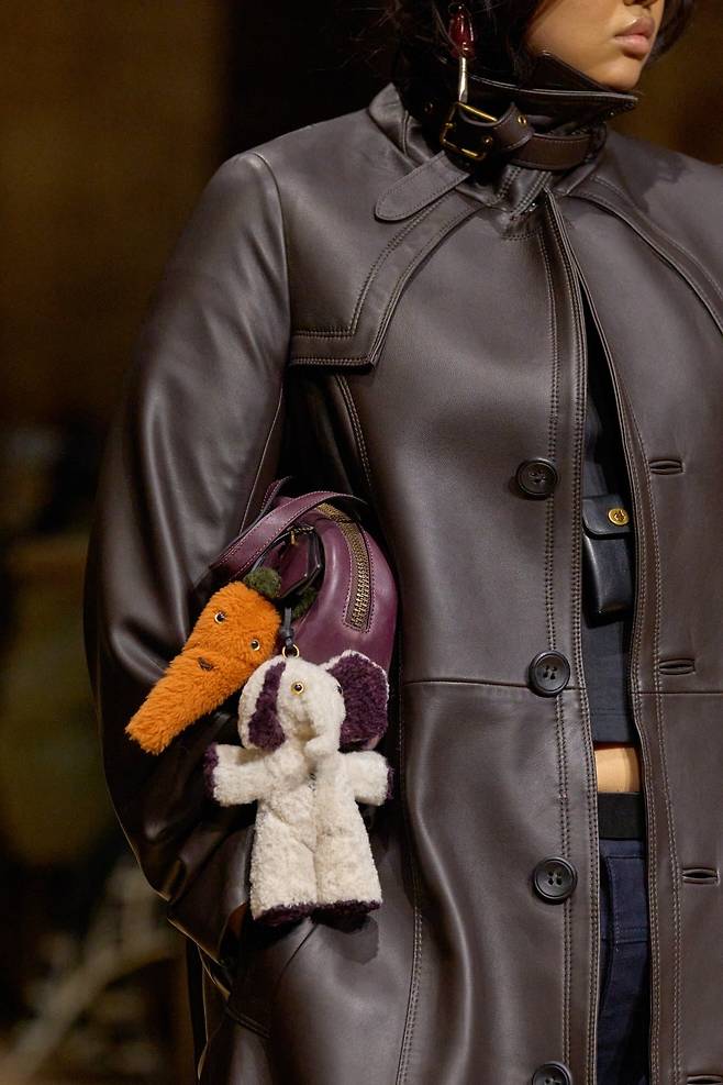 코치 2025 신상 가방