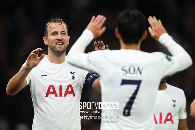 ▲ 손흥민과 해리 케인은 토트넘 홋스퍼에서 프리미어리그 역대 최다 합작 골 기록을 만들었다. 서로 눈빛만 봐도 알 수 있을 정도의 호흡을 보여줬다.