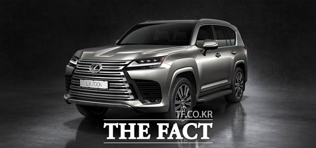 렉서스코리아는 '디 올 뉴 LX 700h'를 공식 출시하고 17일부터 전국 렉서스 공식 딜러 전시장에서 사전 계약을 실시한다고 밝혔다. /렉서스코리아