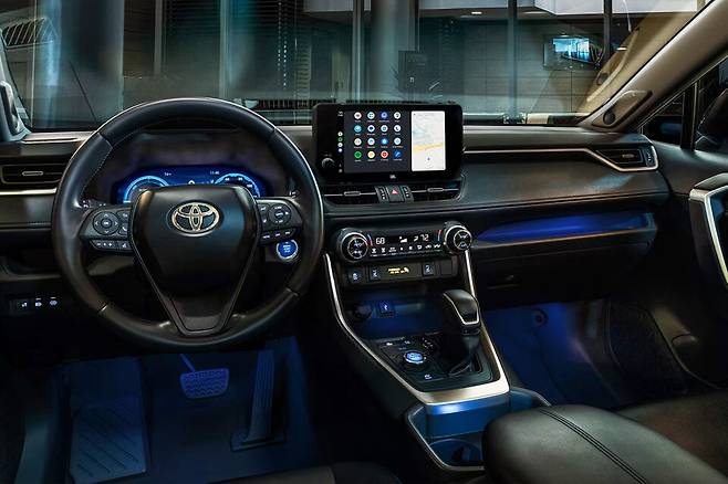 토요타 라브4 인테리어