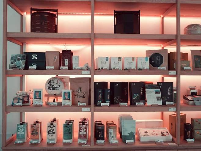 098ef376b5836ff12095e69236ef203ef24e36d288162a87de