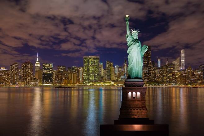 트럼프 미국 대통령이 대학을 비롯한 연구기관에 대한 규제를 강화하면서 미국 학계에 반발 움직임이 감돌고 있다. 게티이미지 제공