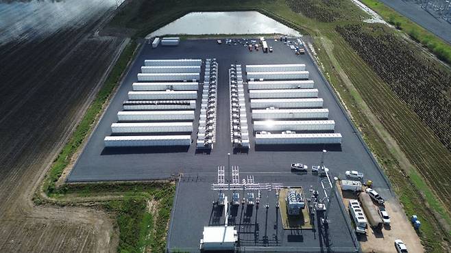 [서울=뉴시스] 미국 텍사스 남부에 위치한 100MW 규모의 첫 번째 프로젝트 ESS 설비 전경. (사진=SK가스 제공) 2025.2.17. photo@newsis.com *재판매 및 DB 금지