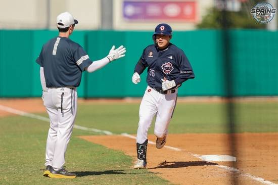 두산 베어스 외야수 추재현이 호주 시드니 스프링캠프 야수 MVP로 선정됐다. 두산 베어스