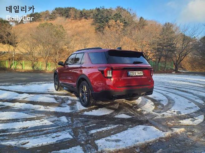 포드 익스플로러