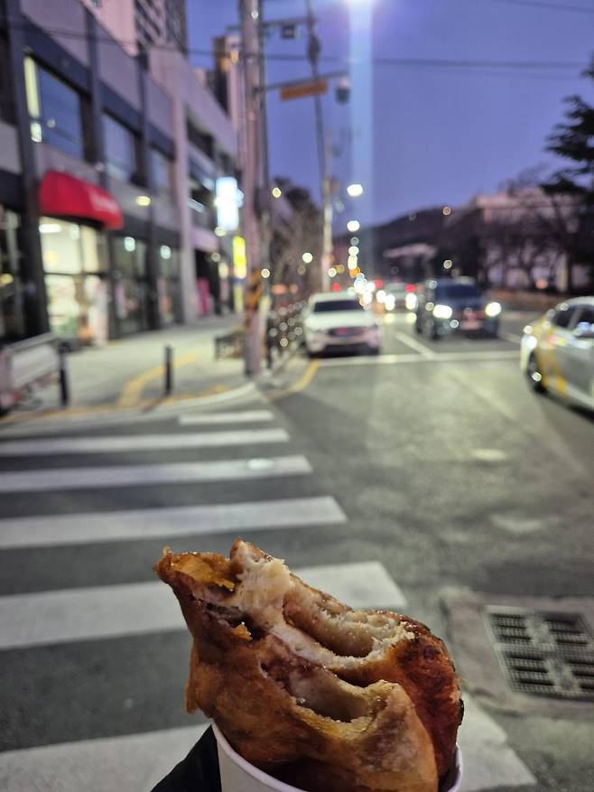 7ced8076b5866ff53fef98bf06d604031917f082524b0a18f8b422