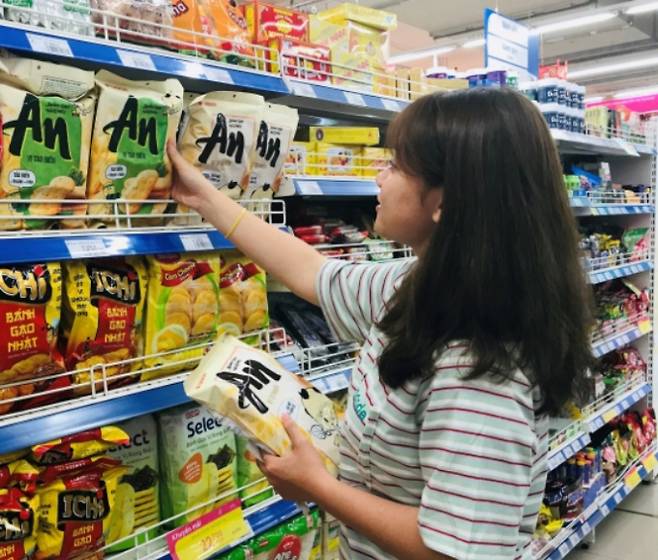 오리온이 쌀과자 수요 증가에 따라 올 상반기 제조라인 증설을 완료한다. /사진=오리온