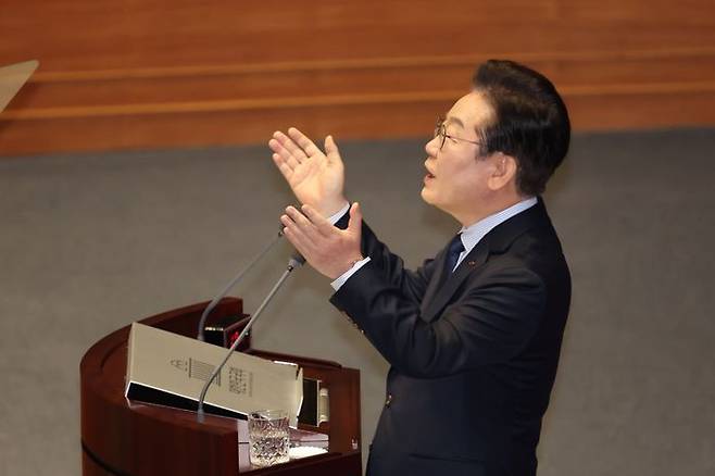 이재명 더불어민주당 대표가 지난 10일 오전 열린 국회 본회의에서 교섭단체 대표연설을 하고 있다. ⓒ뉴시스