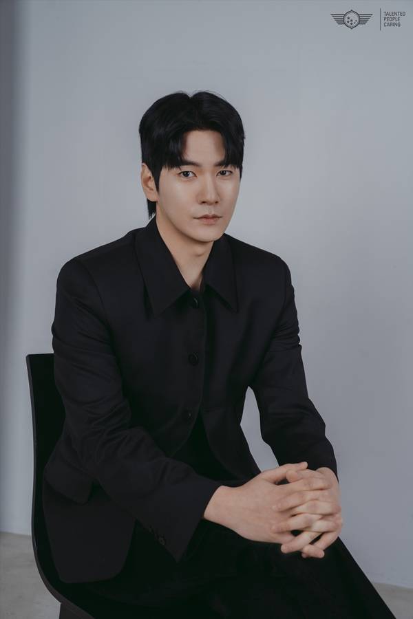 사진 출처=&nbsp;프레인TPC 제공 / 배우 김현준 프로필.