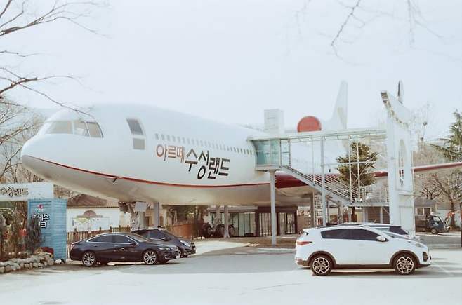 24b0d121e0ed69e864afd19528d52703ceb6db1dc128d202