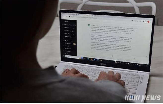 시험･과제부터 대회, 연구, 취업 준비까지. 챗GPT는 대학생 삶 전반에 스며들고 있다. &nbsp;사진=양윤선 쿠키청년기자