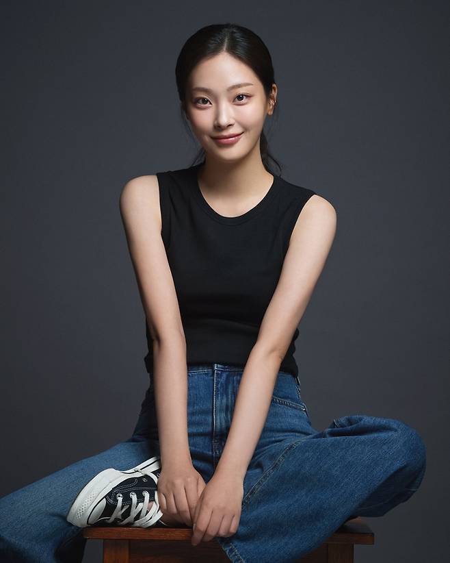 최희진. 사람엔터테인먼트