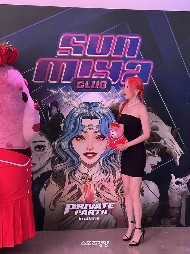 지난 2022년 당시 ‘선미야클럽’ NFT 보유자를 대상으로 한 행사에 참여한 가수 선미. 독자 제공