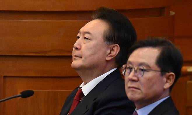 윤석열 대통령이 20일 오후 서울 종로구 헌법재판소에서 열린 탄핵심판 10차 변론에 출석해 있다. 사진공동취재단