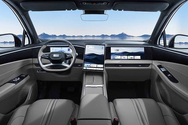 갤럭시 L7 EM i 실내