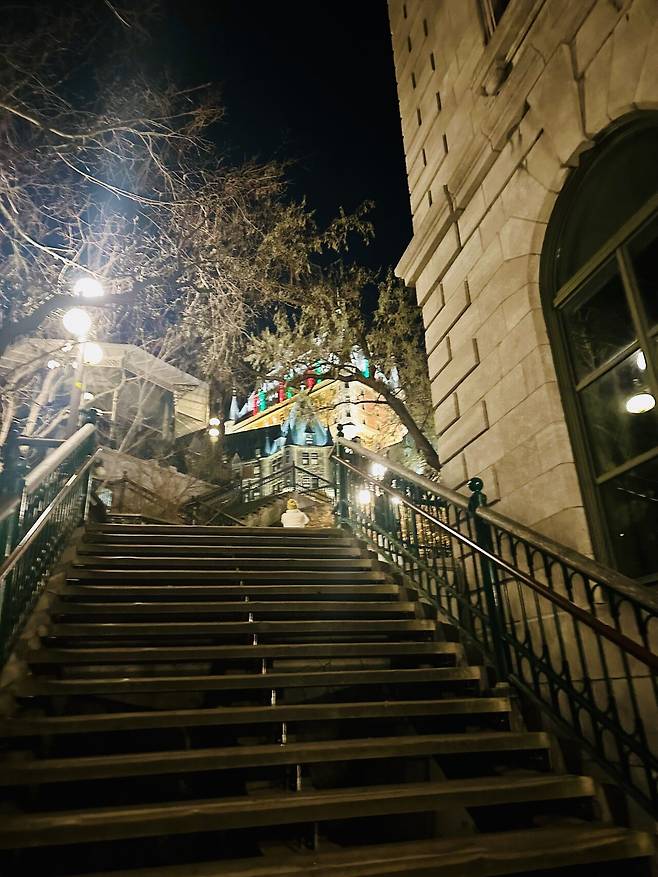 KakaoTalk_20250223_225826107.jpg [여행기]44일간 미국여행 22~23 / 몬트리올,퀘벡