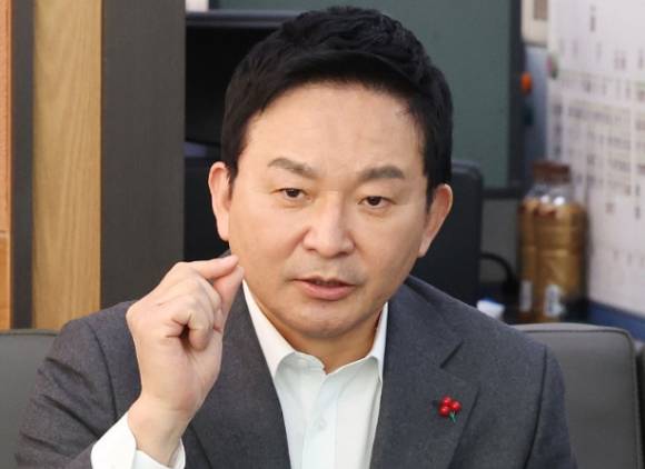 지난 2023년 당시 원희룡 국토교통부 장관이 세종시 정부세종청사에서 열린 출입기자단 간담회에 참석해 발언하고 있다.  [사진=연합뉴스]