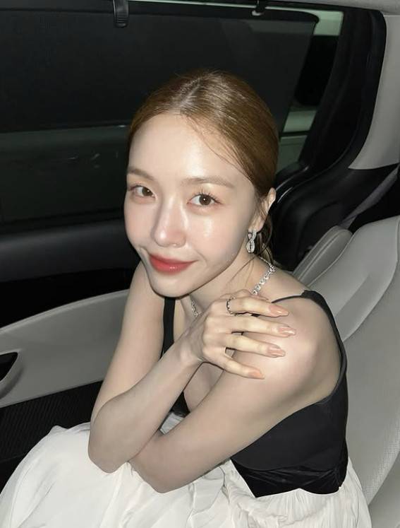 민아 소셜 계정 캡처