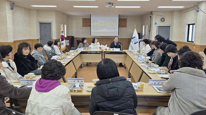 지역 초등학교와 협력 [국제청소년교육문화원 제공]