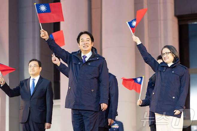 라이칭더 대만 총통(가운데). ⓒ AFP=뉴스1 ⓒ News1 강민경 기자