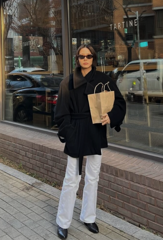 김나영 블랙 숏 코트