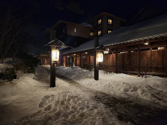 7fed8273b58369f251ed87e143857c73007877ffa2132b4a2e361204a7b8cdc2