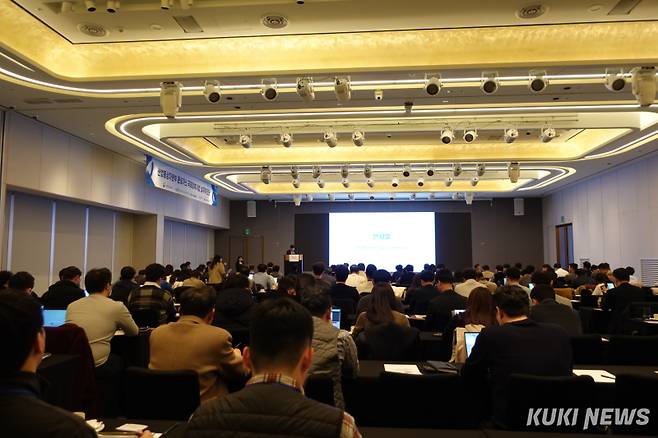 26일 오후 서울 마포구에서 열린 ‘온실가스 국제감축사업 실무추진단 9차 회의’에서 김대자 산업통상자원부 무역투자실장이 인사말을 하고 있다. 김재민 기자&nbsp;