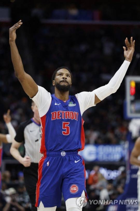 디트로이트의 말리크 비즐리