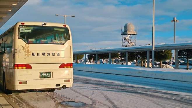 1d94f308ccf107f43eed83e5478371020781bf18a5d6c328348c24fa9ceb263f5c4a48710dc4f06deff0