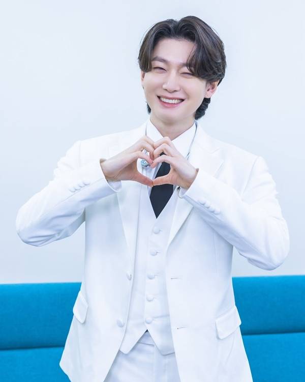 사진 출처= 김용빈 SNS.