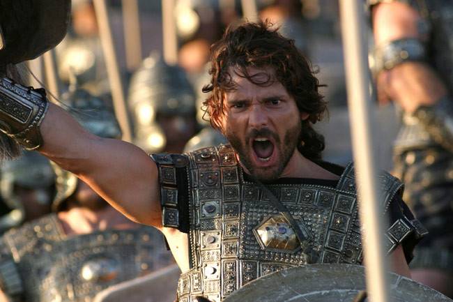 볼프강 페터젠, 영화 트로이(Troy·2004) 스틸컷. 헥토르 역의 에릭 바나