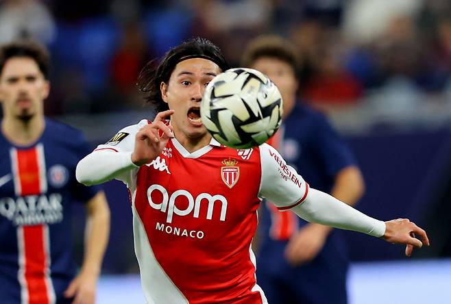 Soccer Football - Trophee des Champions - Final - Paris St Germain v AS Monaco - Stadium 974, Doha, Qatar - January 5, 2025 AS Monaco's Takumi Minamino in action REUTERS/Ibraheem Al Omari







<저작권자(c) 연합뉴스, 무단 전재-재배포, AI 학습 및 활용 금지>